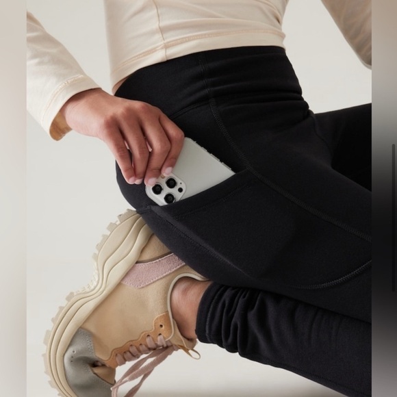 NWT Athleta Girls Polartec Stash Tight in black, size Large / 12. đź–¤ - Picture 4 of 9